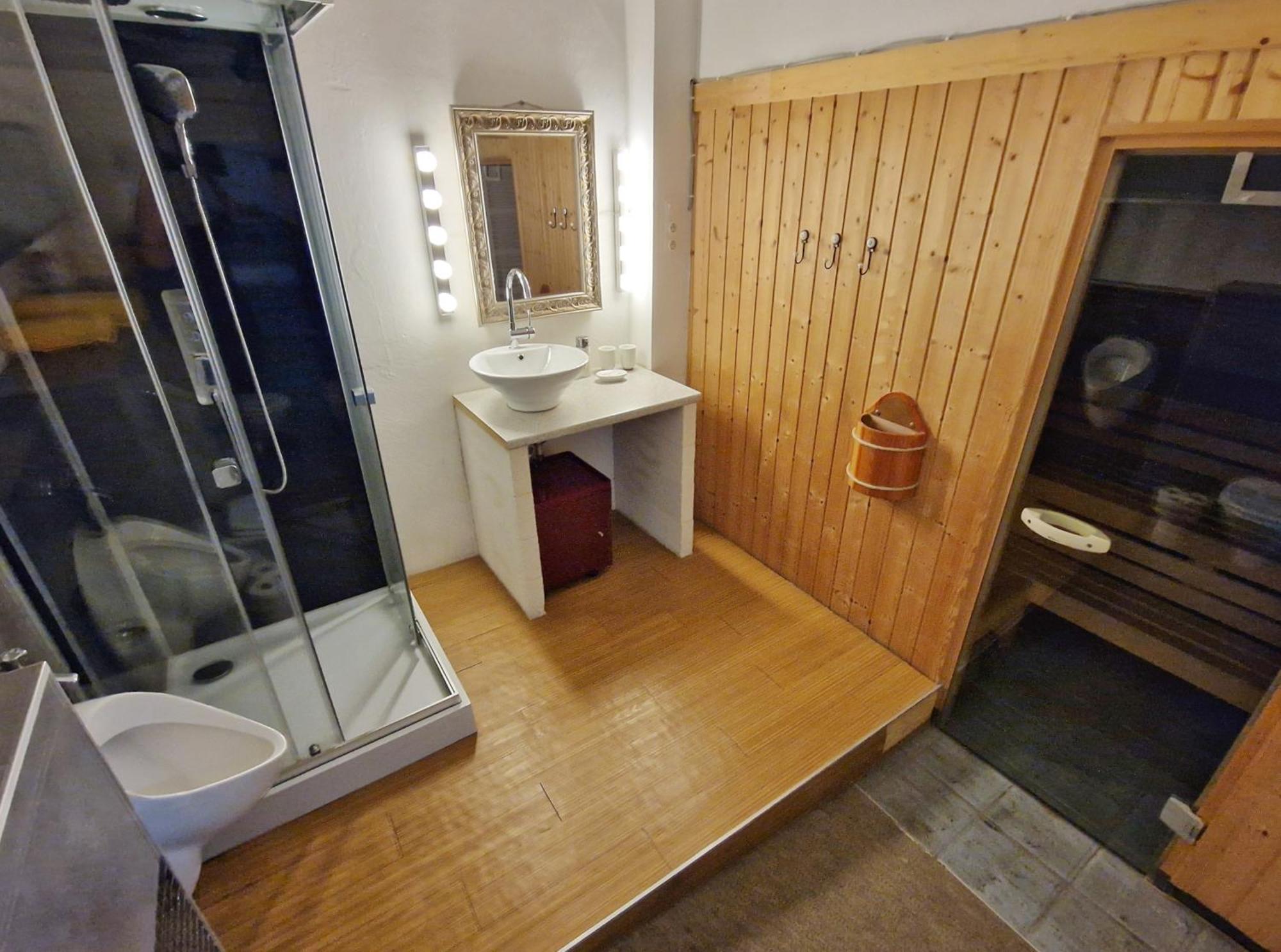 Dresden Lofts Apartment ไฮเดอเนา ภายนอก รูปภาพ